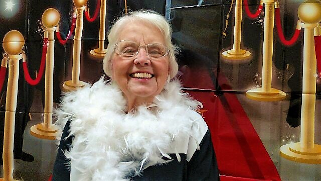 JimFountViewMD's tweet photo. @FountainViewMC  Glamour Shots of the Ladies at Fountain View Manor MC for the Valentine Sweetheart Social. #FrontierCulture #Beautiful https://t.co/jynvvN6XVZ