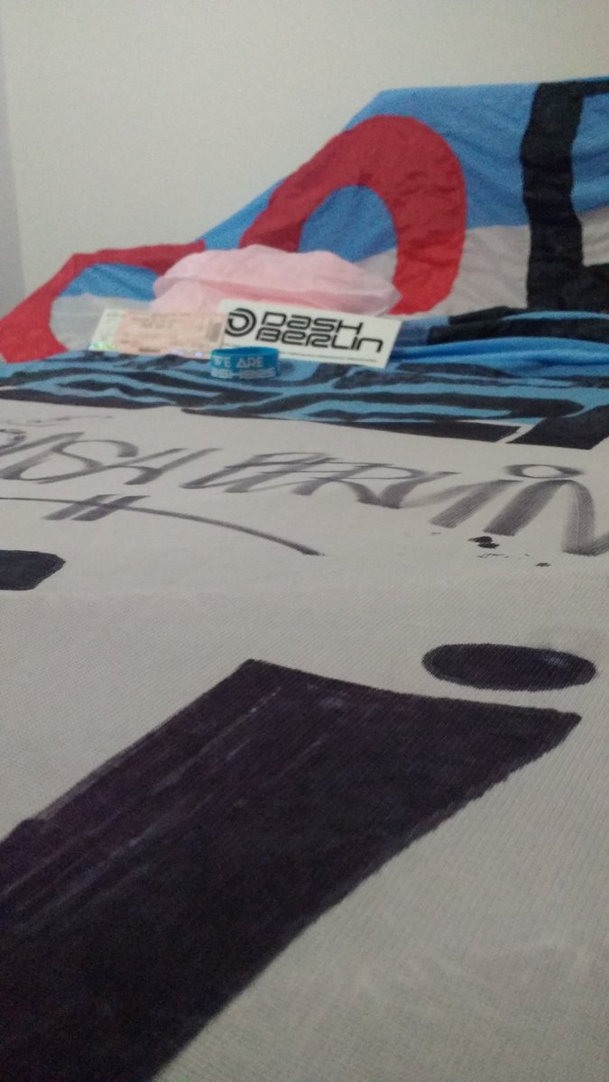 wearejeffarg's tweet photo. Banderas listas para esta noche! @DashBerlin are you ready? #weare #dashersargentinos #musicislife #wearedasherbrasil @MandarineParkOf https://t.co/lGelzN3VMx