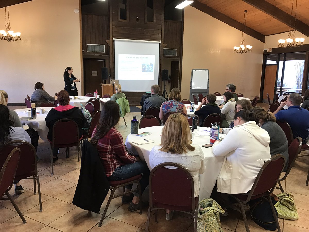 TXGCP's tweet photo. Full room for #CitizenScience at @ISEATX #ISEATX2017 with @girlstart @houstonzoo @UTESI leading the way (&amp; @UTWEP lurking in the back) https://t.co/s9YiMRpfTk