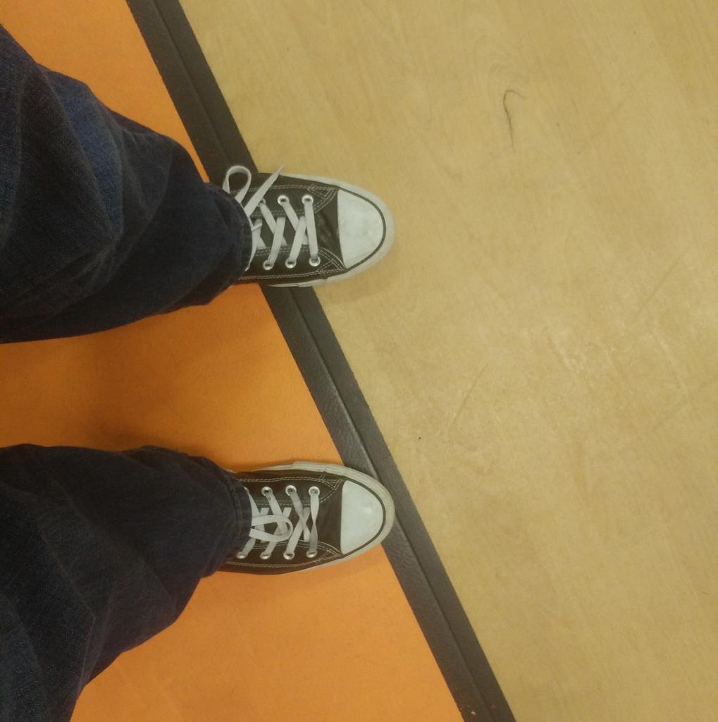 CoachKingman's tweet photo. @jcurtin476 @FAM_Sachems @RealJohnCMartin @DavisRiendeau1 it's a great day @Converse #igiveachuck #WinToday #FAM https://t.co/OkZIdknNxo