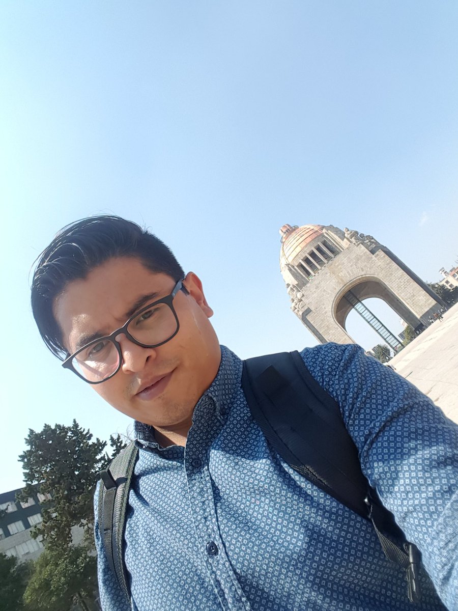 decpair tweet picture
