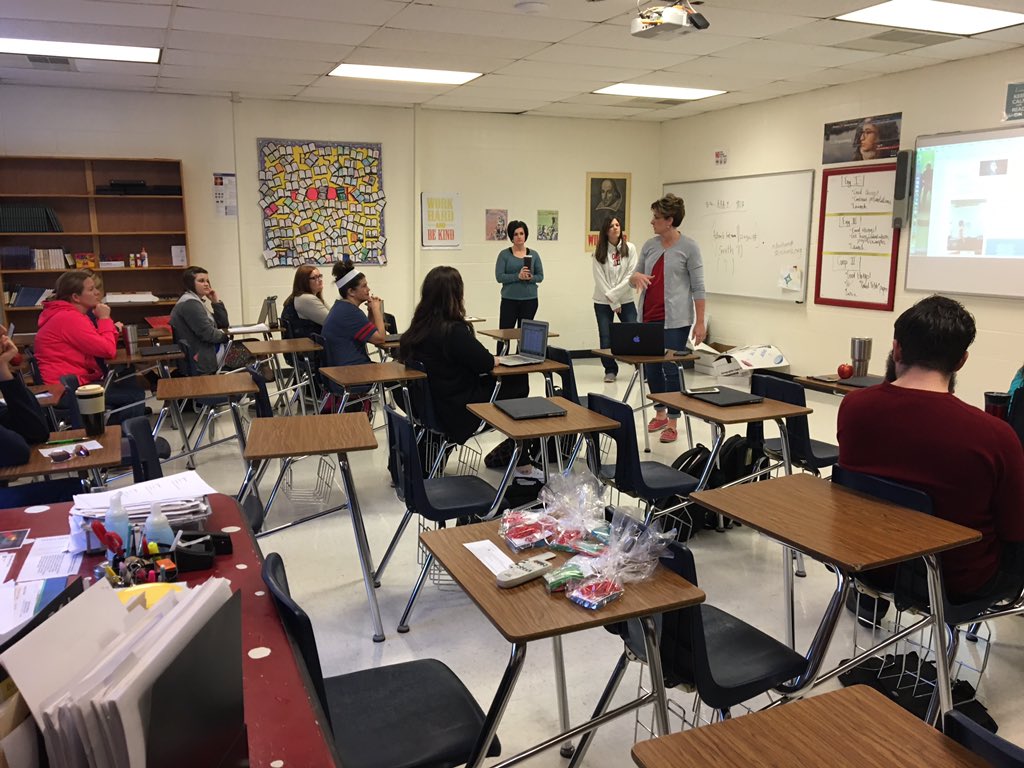 mrsvictoriaabel's tweet image. Our #4thgradeteam rocks!! Sharing info about #genuishour @stjschools @PwestPhil @KeeneyMelissa #stjtigerpride @mjohnson_STJ