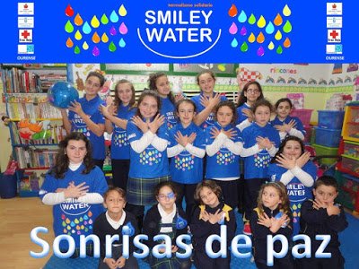 SmileyWater's tweet photo. #SmileyWater envía sonrisas de paz y gotas solidarias a los niños que sufren las consecuencias de la guerra. @feijoozorelle @Mjnovo https://t.co/QcmyLRdlHM