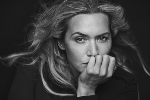 KATE WINSLET C44FdeUWIAMUoP_