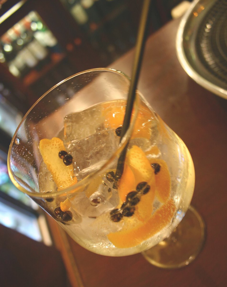 RoyalToby's tweet photo. Tough week? Treat yourself to our new menu π oh, and there's a new gin bar too! π #Rochdale #bury #gin #newmenu #royaltoby https://t.co/TqqpSk1CG9
