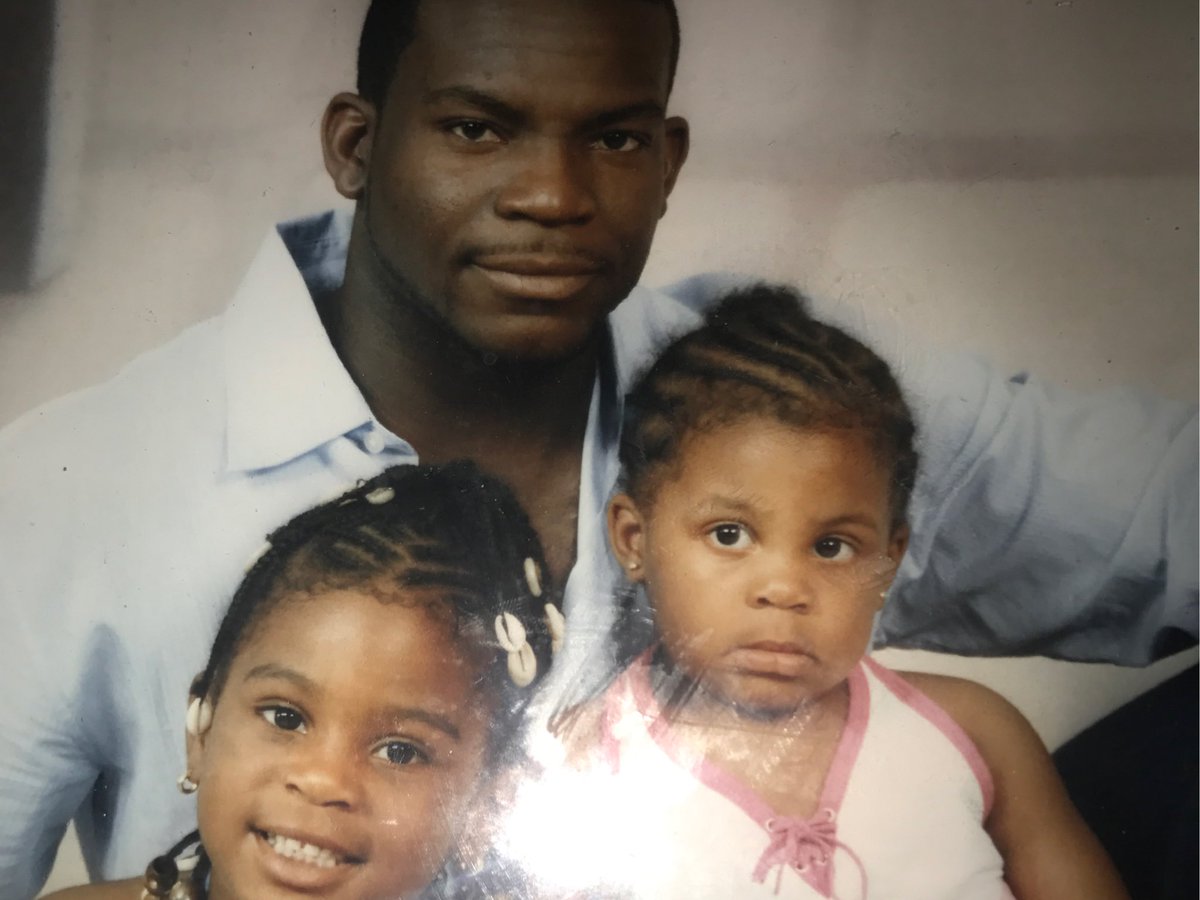 thekidbritt's tweet photo. R.I.P. Dad you will always be in my heart and I will love you forever and ever❤ #cancersucks Leonard Myers https://t.co/4YMsZij4bt