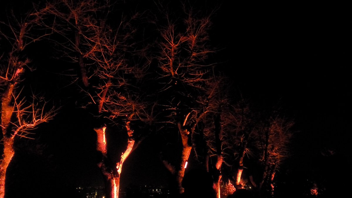 Experiment with lights <a href="/CidneOn/">CidneOn</a> <a href="/inLOMBARDIA/">inLOMBARDIA</a>. #CastellodiBrescia