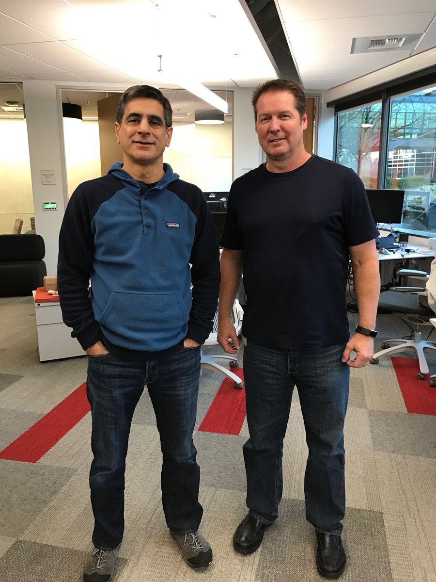bobwardms's tweet image. One of the @mssqltiger leads who interviewed me in 1993 at @microsoft. Vaqar Pirzada, one of the true #sqllegends. #sqlhistory #bobsql