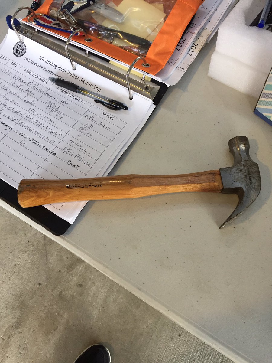 WSekurity's tweet photo. #randomATM #EpicHallPass ! Can I keep it? 😂🔨👍🏽😎@MaryMed30332956 @MindyFestge @atmvav2017 @deerey63 @verascience @BiologyDLJK8 https://t.co/iNwGXG1xXq