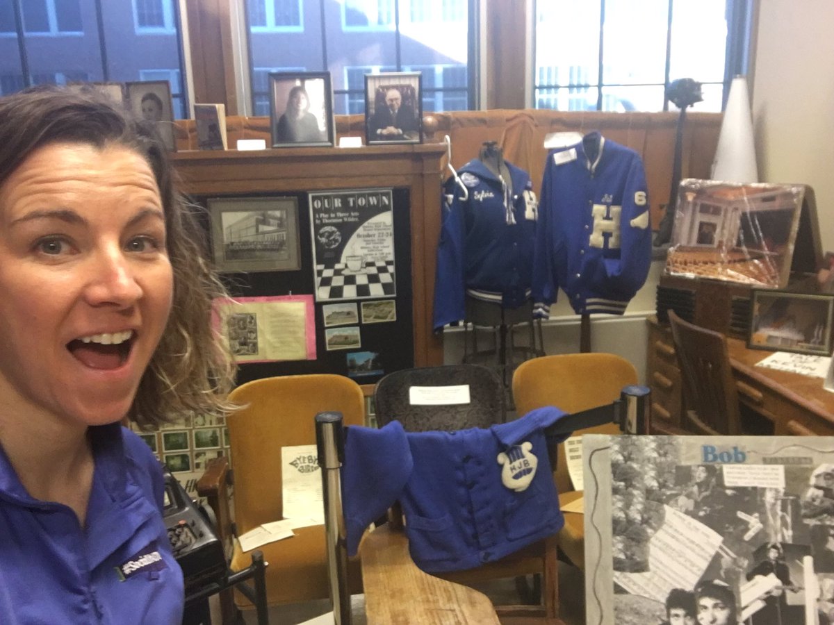 andreagribble's tweet photo. How cool is this - a Historical Room at @hibbingschools. The famous basketball star Kevin McHale graduated from this high school. #GoHibbing https://t.co/LrFubUmz2A