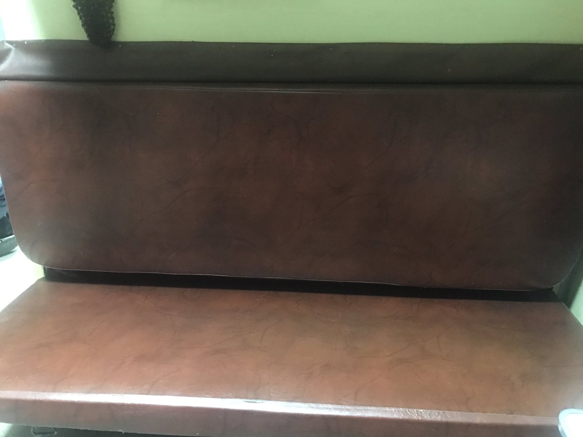 Travelling in Mumbai-Secunderabad Devgiri express. 100/100 marks for cleanliness ! Thank you <a href="/sureshpprabhu/">Suresh Prabhu</a> <a href="/RailMinIndia/">Ministry of Railways</a>