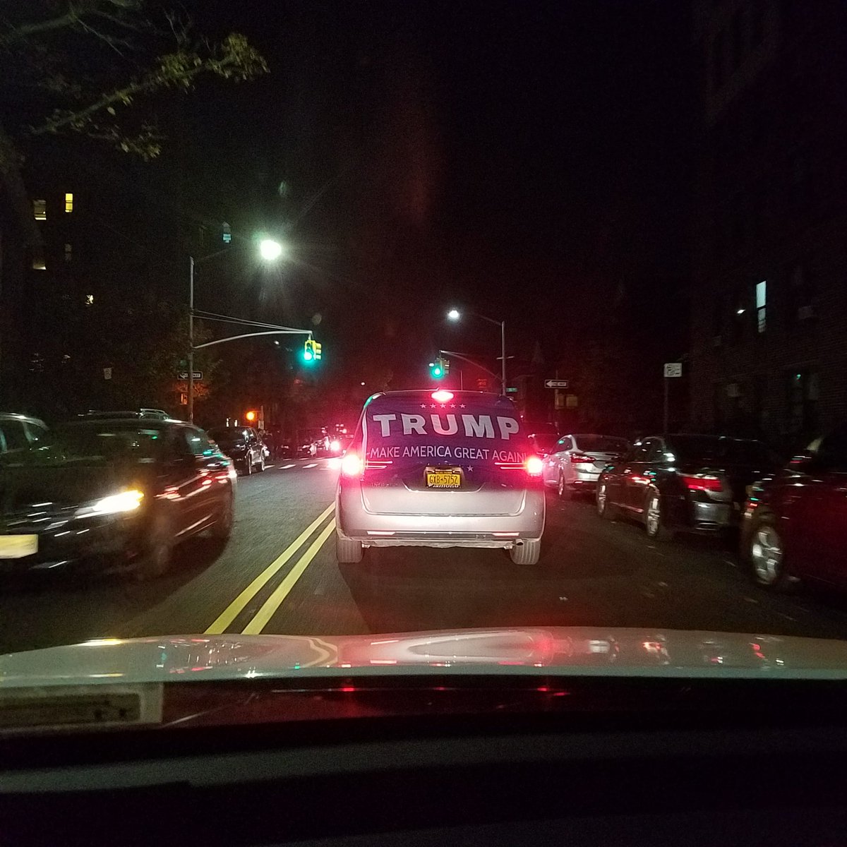 exploridea's tweet image. In Borough Park, Brooklyn - before the #elections. I was shocked to see this in NYC.