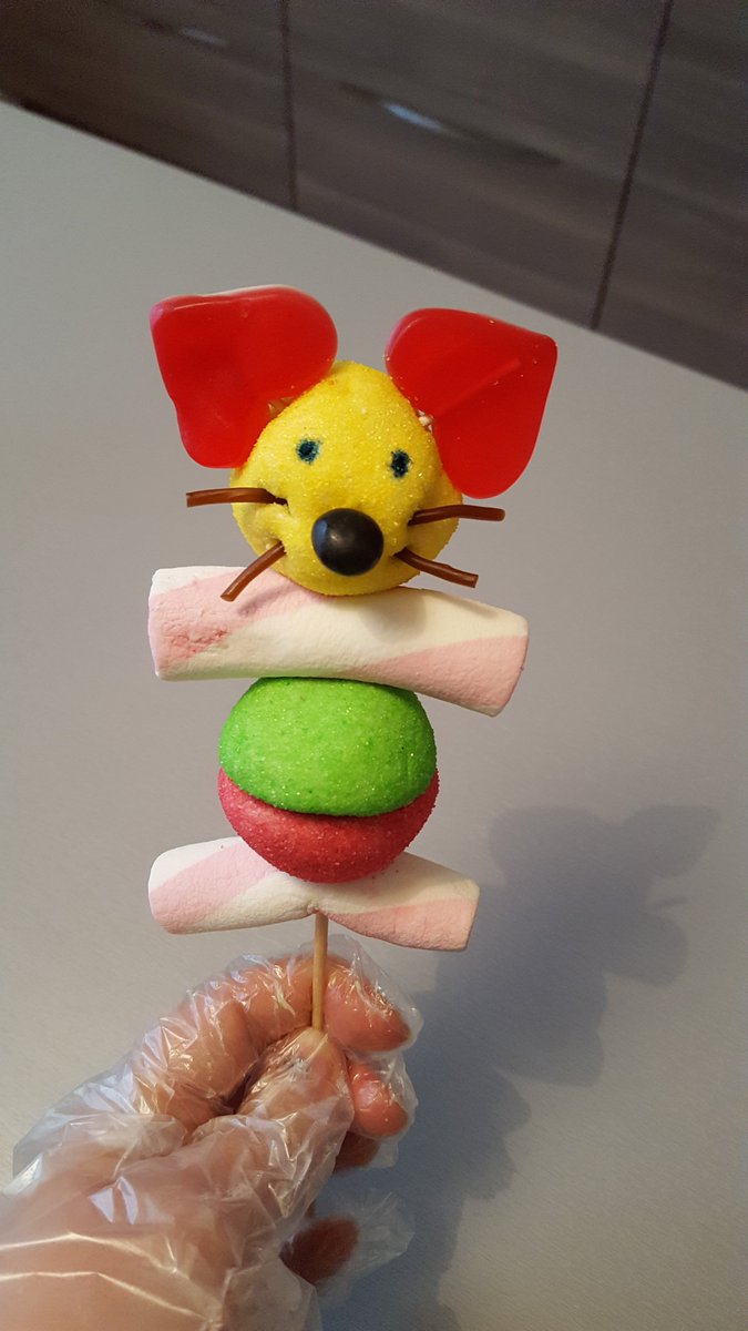 Mes Creations Bonbon Les Brochettes Animaux Grenouilles Souris Cochon Sont Il Pas Mignon Mais Surtout Ils Sont Bon Brochette Bonbon Souris Cochon T Co Qifgsjl4wo