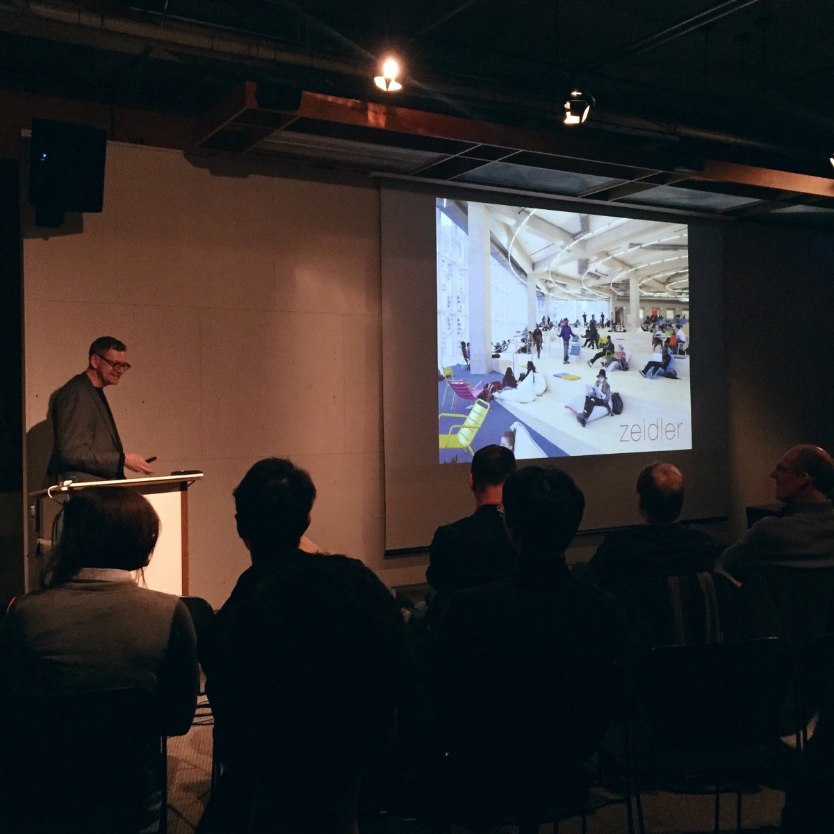Thanks to <a href="/aiasryerson/">AIAS Ryerson</a> for inviting Vai to speak at the Popularize event last night. Great meeting many of your bright @RyersonDAS students.