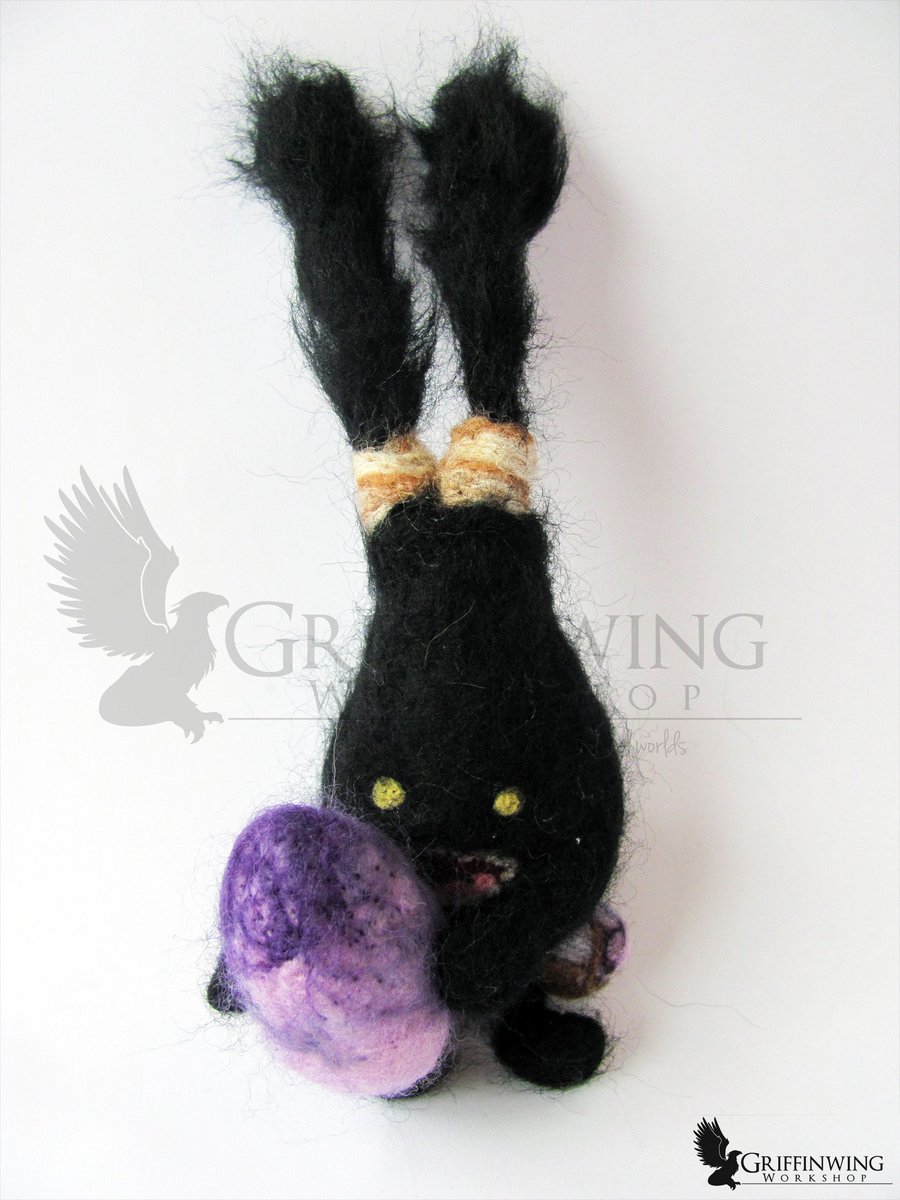 GriffinwingShop's tweet photo. Introducing the mini-minions! Adorable needle-felted FFXIV minion replicas that fit in the palm of your hand. https://t.co/ncOqTn9vQu… https://t.co/ScaGLgBCgO