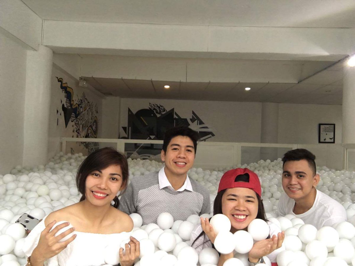 saabreed's tweet photo. Heavy duty 😏👐
#nationalmuseum #holeinthewall #ballpitmanila #redventure #explorer https://t.co/p15uEUAeJf