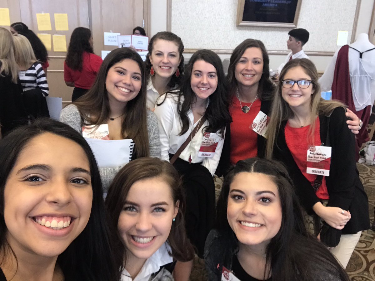CBHSFCCLA's tweet photo. Our awesome Competitors getting ready for competition! Lets do this!! https://t.co/LvTuizyoZo
