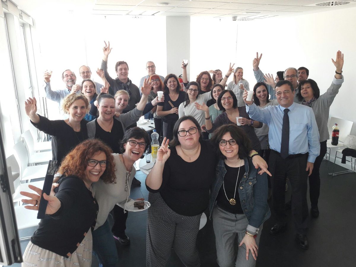 Ecuphar's tweet photo. 40 years of excellent work in the company. #congratulation @BlancaGranja https://t.co/b6RSgHbcCf