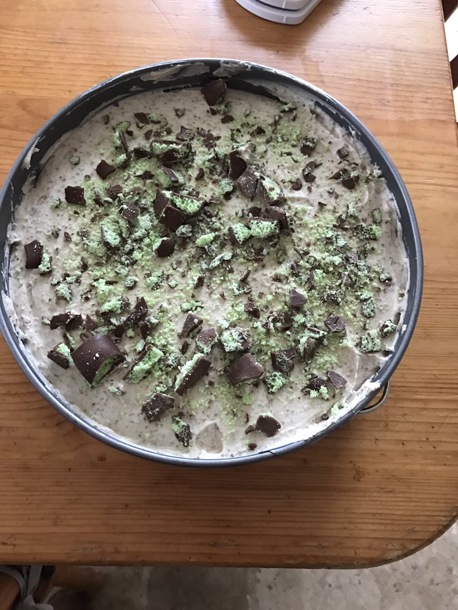 benphill8's tweet photo. Aero cheesecake #waaap https://t.co/oEuyX9vv6c