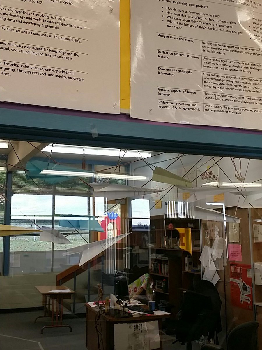 KaioKenny206's tweet photo. Our students make planes cause we know we're gonna soar #BPLTGIF https://t.co/MLCiI9iDWF