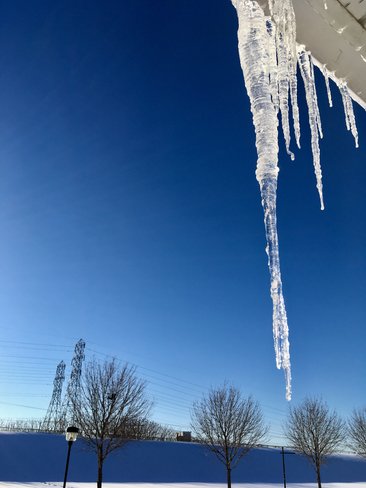 TheWeatherNetUS's tweet photo. Ice, ice baby ❄️💎 Check out our #ScenesOfWinter gallery here -- https://t.co/5RedWazFI3 and be sure to upload yours today! https://t.co/zF2avEST7Q