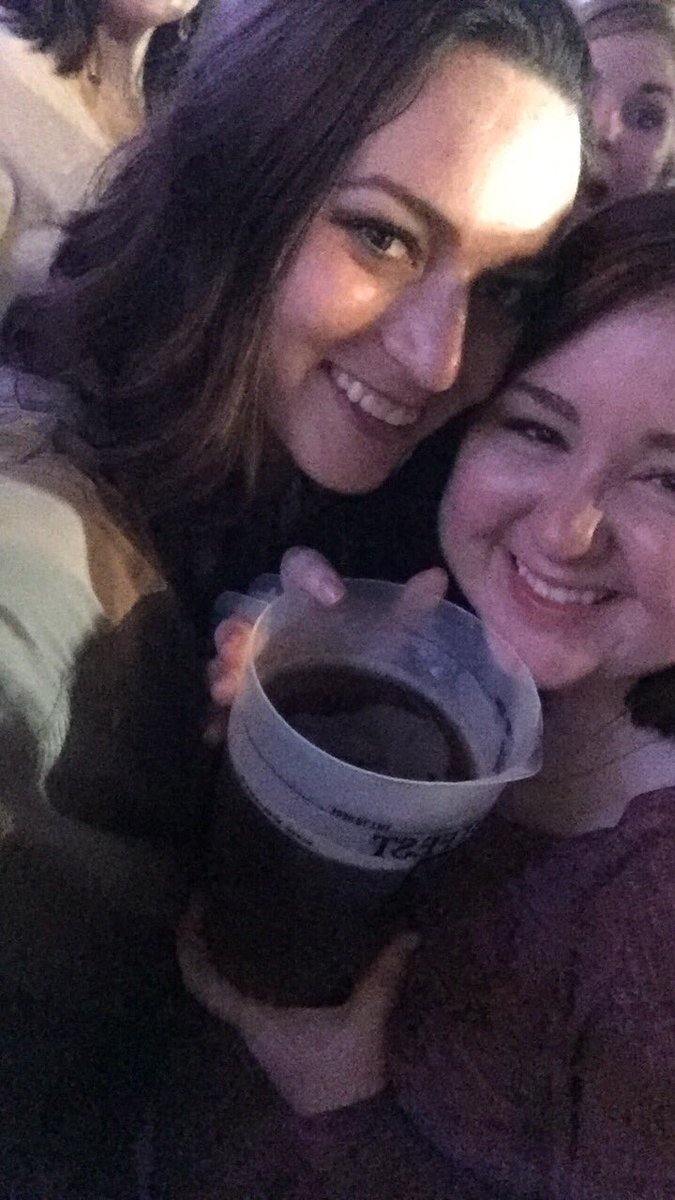 nicistarkey's tweet photo. Y'all, I miss my best friend. π that's all, have a great day. #separationproblems https://t.co/pP7iDy4PA0