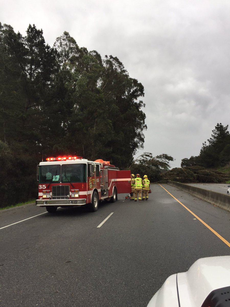ATCFire's tweet image. Hwy 101 is shut down in both directions at Dunbarton Rd. Use alternate routes.