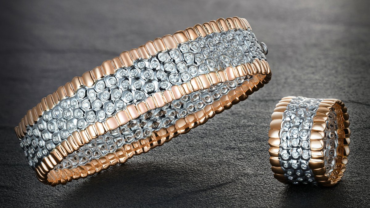 Meet #JulienRiadSahyoun - The man behind the brand of unique designs &amp; glittering aesthetics 

bit.ly/2lrhgQX <a href="/JRSahyoun/">Julien Riad Sahyoun</a>