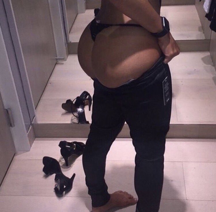 BootyTease's tweet photo. The best problem to have 😍 https://t.co/zXjaLYUr8o