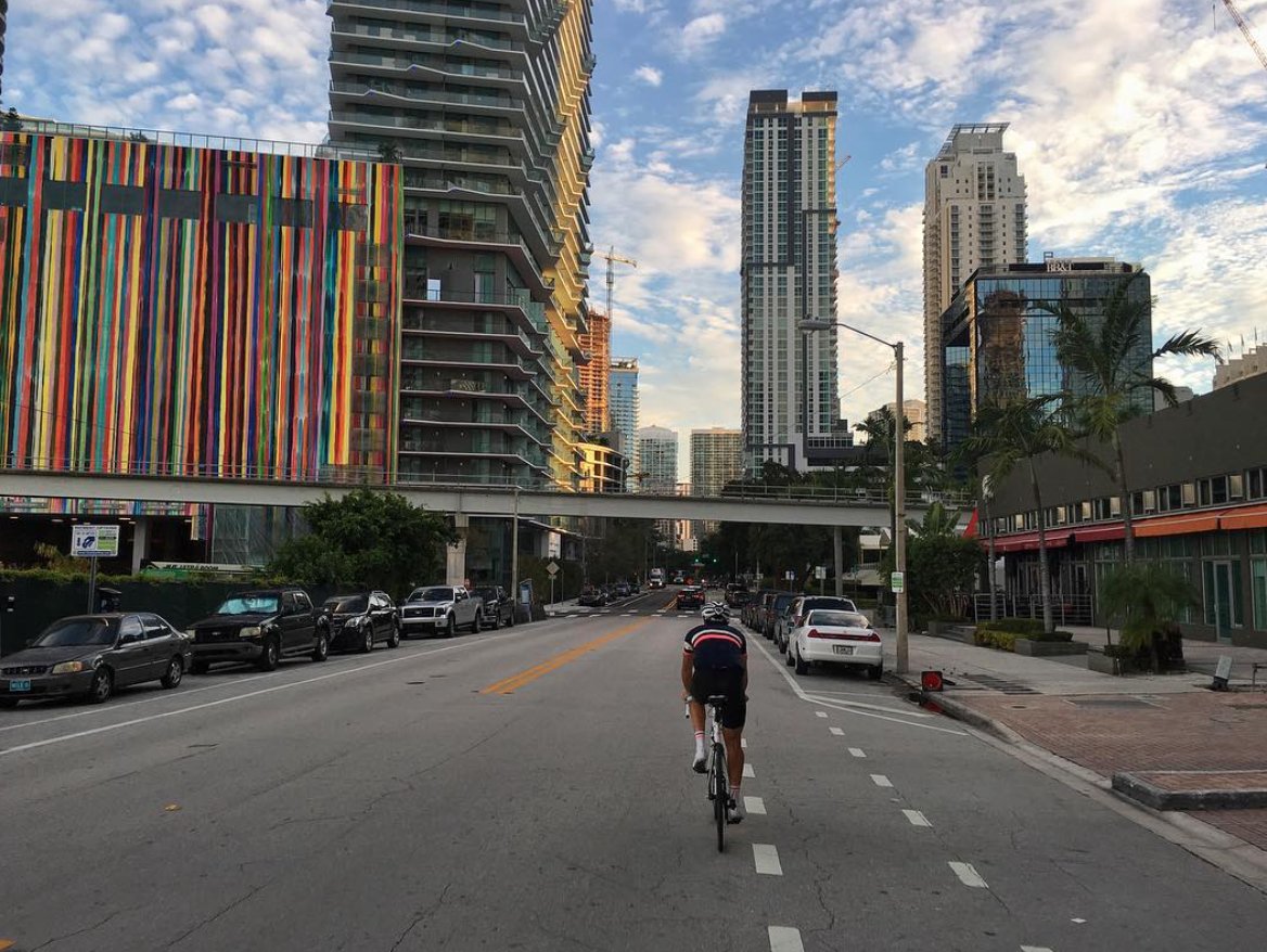 BrickellHeights's tweet photo. You can spot our stripes from a mile away... #LivingInAction #BrickellLiving
Photo via Instagram user @diegoestepa https://t.co/I3wQtR9eRQ