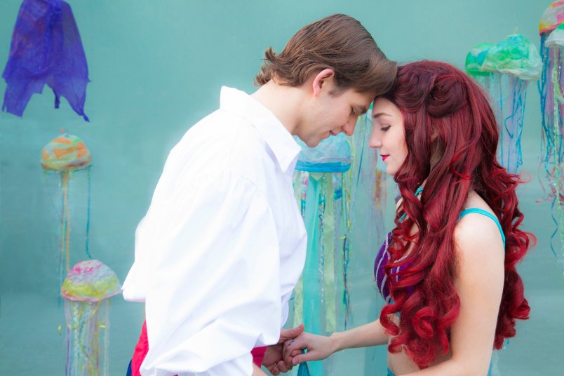 Van_City_Vince's tweet photo. @AlignEnt's #TheLittleMermaid sails with talent &amp; polish. Read my latest review #VancouverTheatre #YvrMusicals https://t.co/HApZlaEO0w https://t.co/HVcEbxiRNu