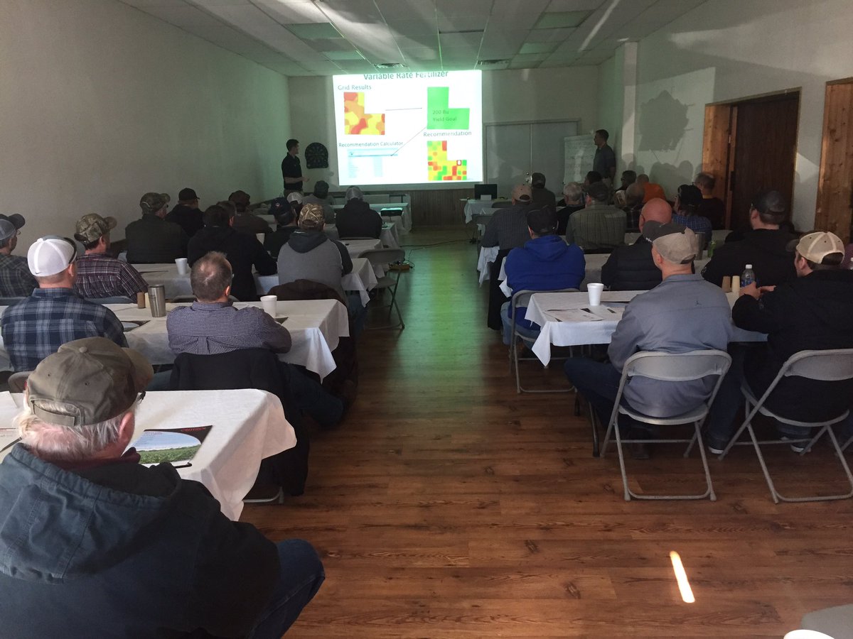 CentrolCaleb's tweet photo. Solid turnout for a quick #Centrol Grower Meeting in Clara City, MN today #knowledgeyieldssuccess https://t.co/Lo0kf7Y2rd