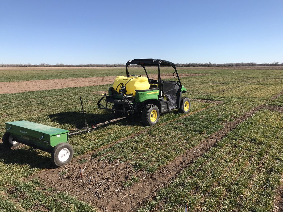 KSUWheat's tweet photo. Students say thanks! No more pushing! @KSUWheat gone fancy for liquid and dry fertilizers @KStateAgron @KansasWheat #smallplotresearch https://t.co/lAeOXuVimf