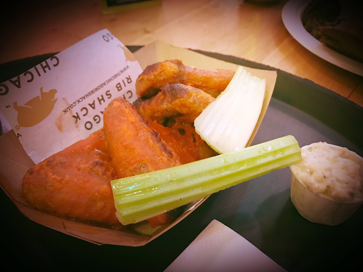 forkhawk's tweet image. Also had some great wings today from @ChicagoRibShack #trinitykitchen #wingaddict