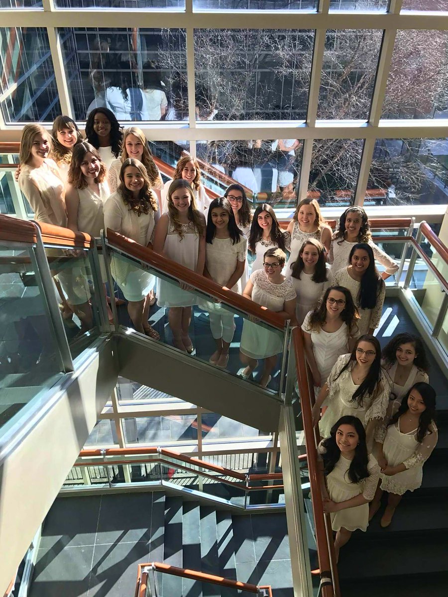 Proud founding sisters of the Omega Chapter of <a href="/phisigmarho_vcu/">Phi Sigma Rho VCU</a> ow.ly/gK5i30946rf