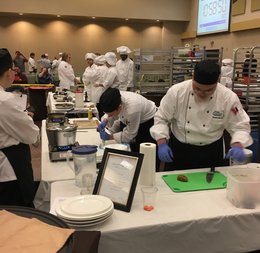 ConstanceE_L's tweet image. GHS ProStart team cooking it up at State! GO FALCONS! @GHSCulinaryTeam @officialSPS @ @ngcauldwell