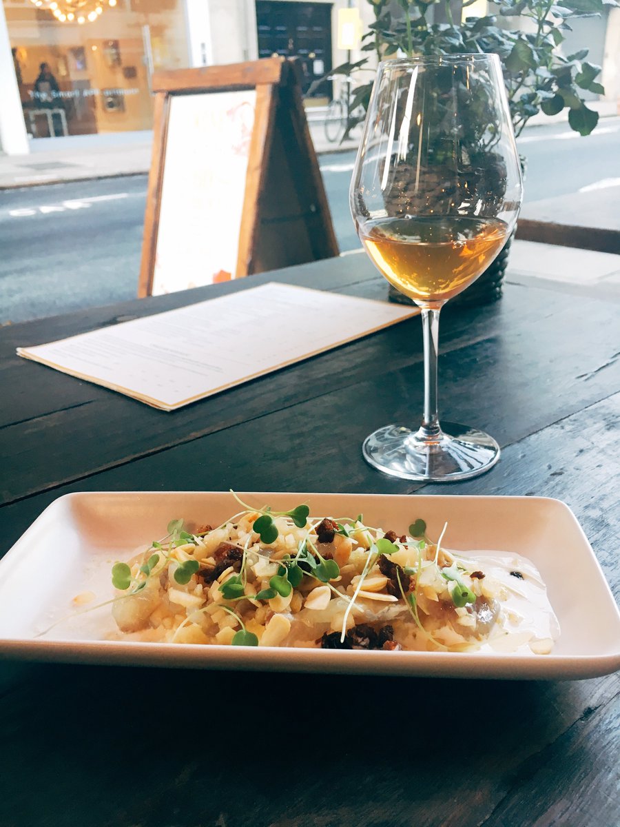 DrakesTabanco's tweet photo. Calling all fish lovers! Sea bream ceviche, apple &amp; almond. Try it with a glass of Manzanilla en Rama #LaGuita. #sherrylovers https://t.co/qvSo2zGToj