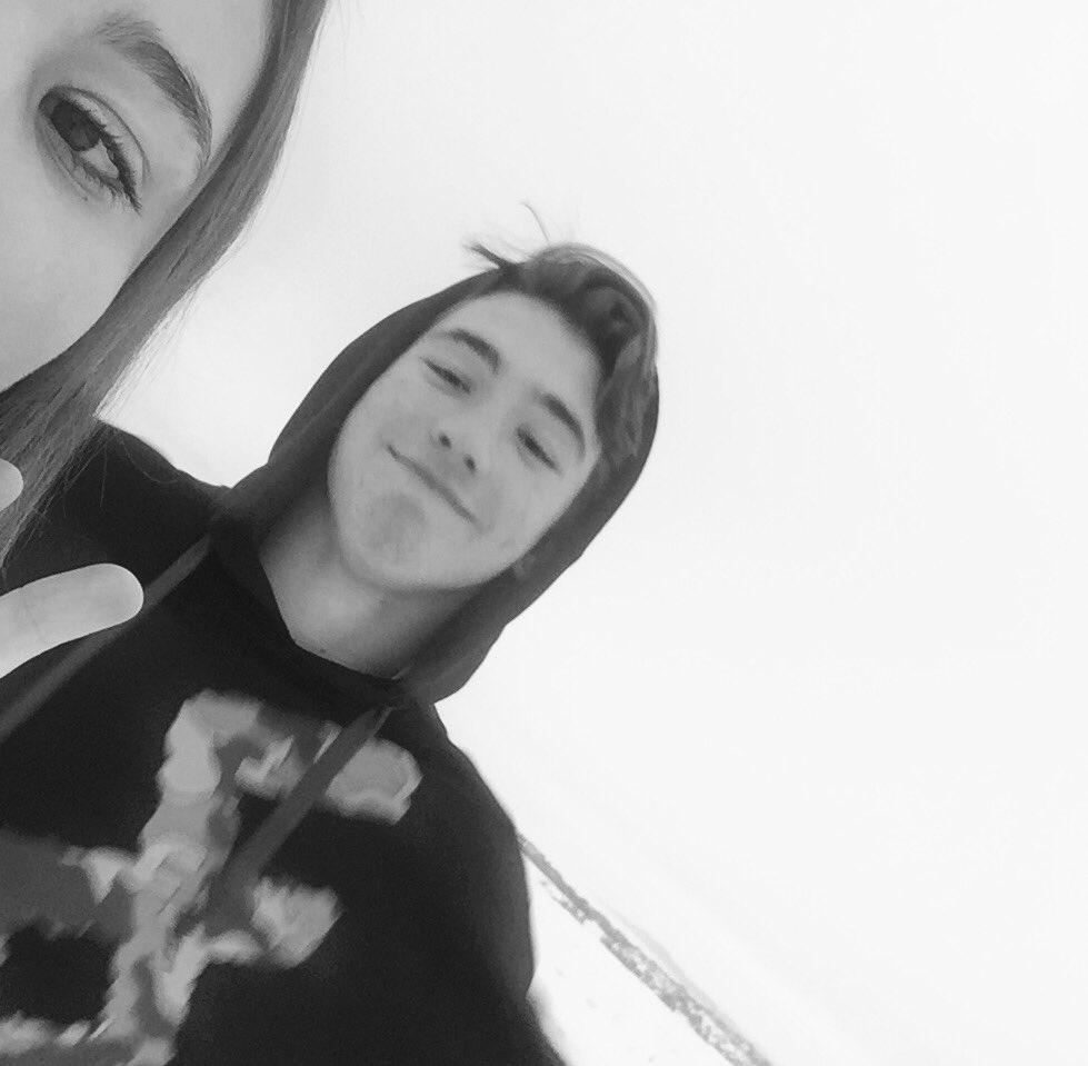 margaretbr0wn's tweet photo. hahaha chase you're honestly the funniest kid I know😂😎 happy birthday ilyyyy❤ https://t.co/Dxt1vAjNN1