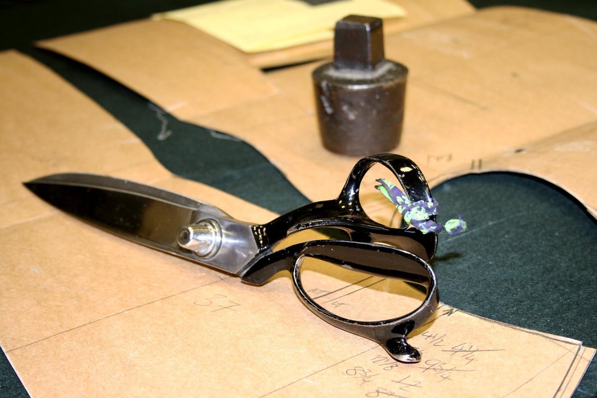 marialu44878240's tweet photo. La qualità non è una parola: è una promessa da mantenere ogni giorno.
#itamantini #tamanfashion #filottrano #tailored #sumisura #dal1980 https://t.co/aG5VEdPVoJ