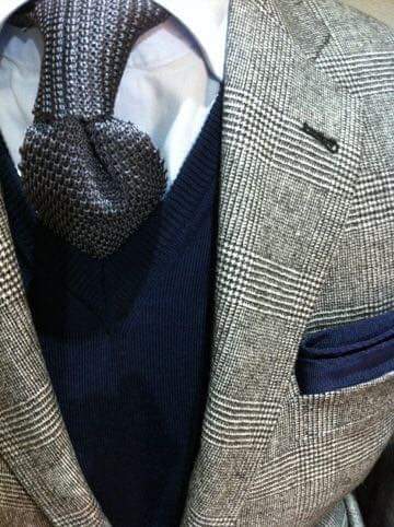 marialu44878240's tweet photo. La bellezza dei dettagli, la preziosità dei tessuti, la qualità della manifattura.
#itamantini #tamanfashion #filottrano #tailored #sumisura https://t.co/uJ7087bs0M