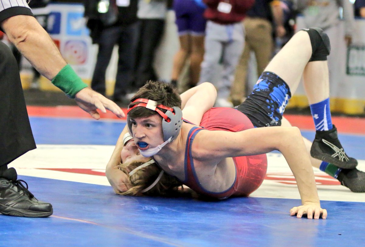 HHS wrestler H. Curtis just won his ALState 7A quarterfinal match at the VBC! <a href="/HHSPanthers/">Huntsville High</a> <a href="/GBR_Athletics/">Huntsville High</a> <a href="/HSVk12/">Huntsville City Schools</a> <a href="/aldotcomPreps/">AL.com H.S. Sports</a>