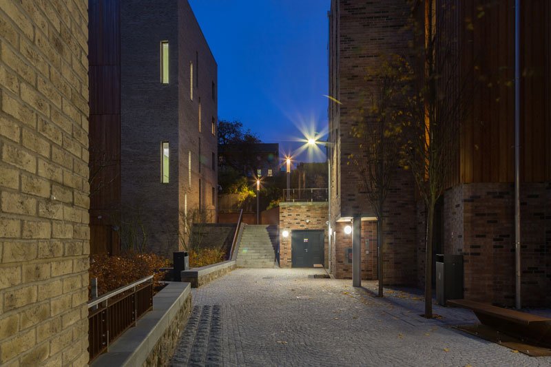 proelectrician's tweet photo. #ProductsInPractice: @thornlighting LEDing the way for students at the University of Edinburgh.
https://t.co/OK6gnoOE2o https://t.co/uX2rbCCRIS