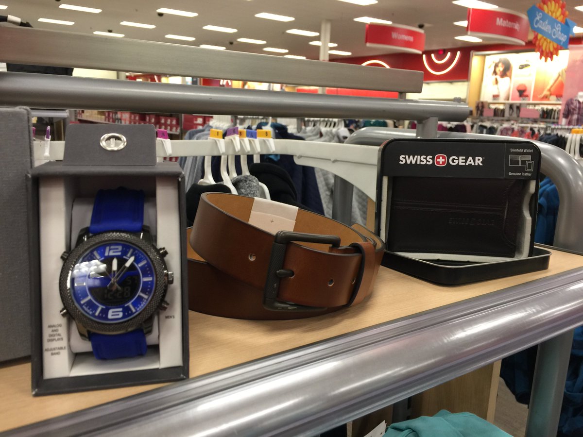 katie_ambuehl's tweet photo. Add some color to your wardrobe! #TargetWillowbrook #BrightPolos #TargetStyle @julianeA37 @jennkallman @Judes731 https://t.co/pl2QRi3qlg