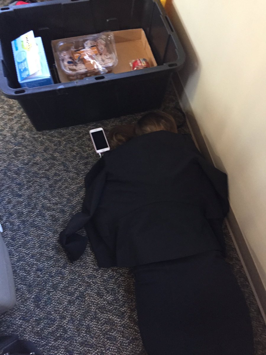 TurnerTrack's tweet photo. These contests are hard work!!#THSBPA.  Not enough sleep ladies!! https://t.co/Ez0uXBxpku