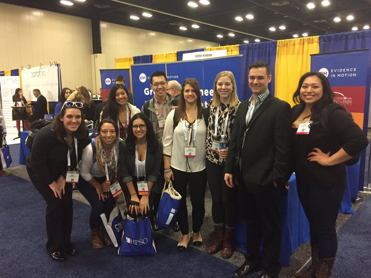 Tactical_DPT's tweet photo. @southcollegedpt students catching up with our future @EIMTeam! #CSM2017 #SCdpt #EIM https://t.co/Q4rMqFheZ0