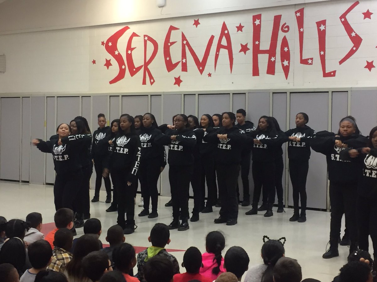 SizemoreGreen's tweet photo. Awesome PBIS assembly with the HF Steppers!!  @HFHS59 @SerenaHills_161 https://t.co/N0sg3CtKmu