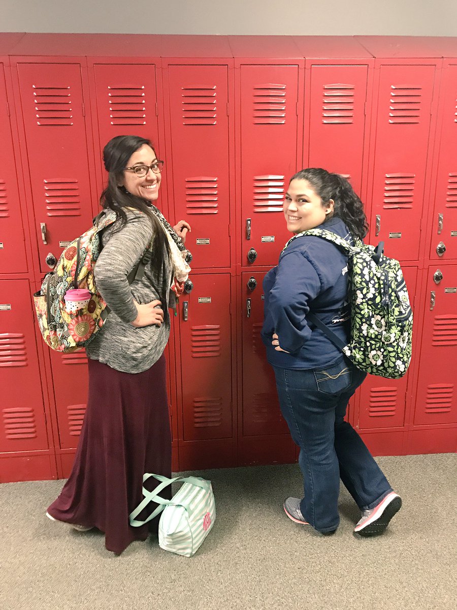 michellegaines_'s tweet photo. Teaching partners that backpack together, stay together. #teamshifletraganforlife https://t.co/Y0OL2O8OGQ