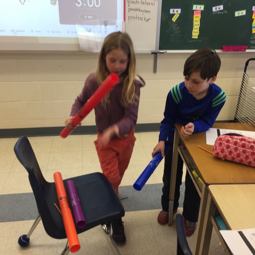 MissLRainey's tweet photo. Grade 3 Collaborative composing @herscdsb #scdsbmusic https://t.co/On5qYqnQ6U