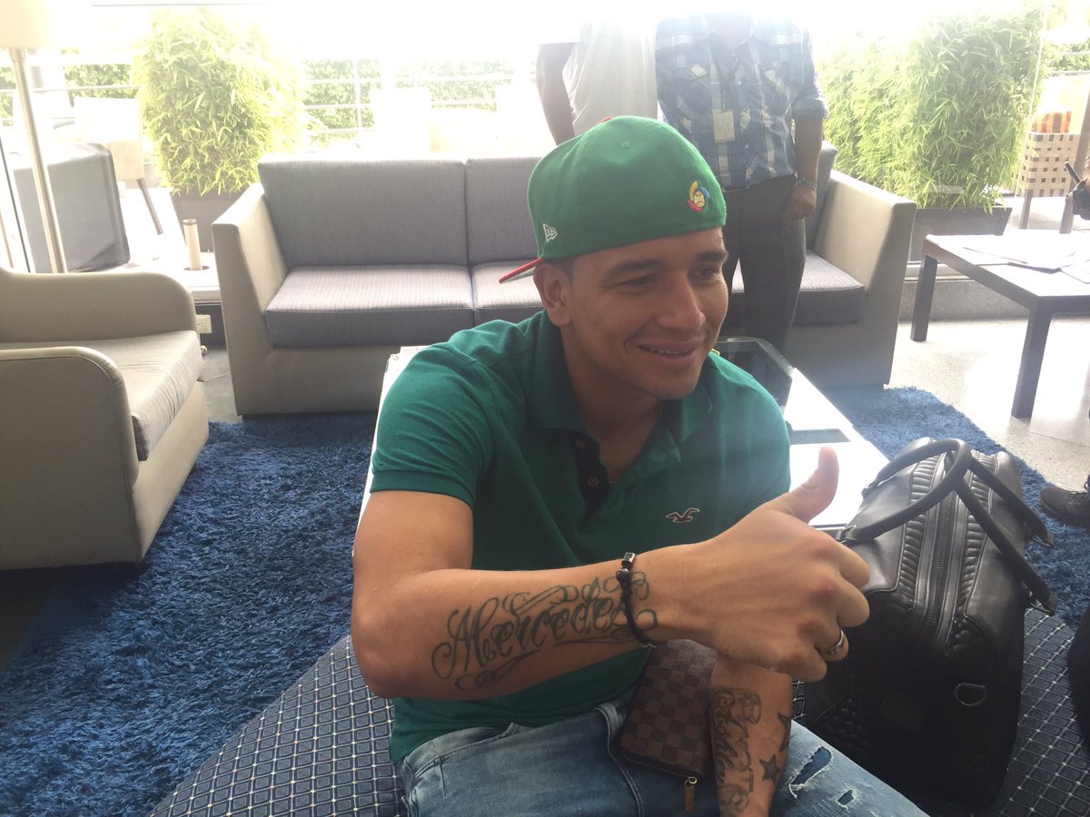 SDKec's tweet image. Mario Pineida con la Tri. 📷: @Andres_SilvaL #BSC