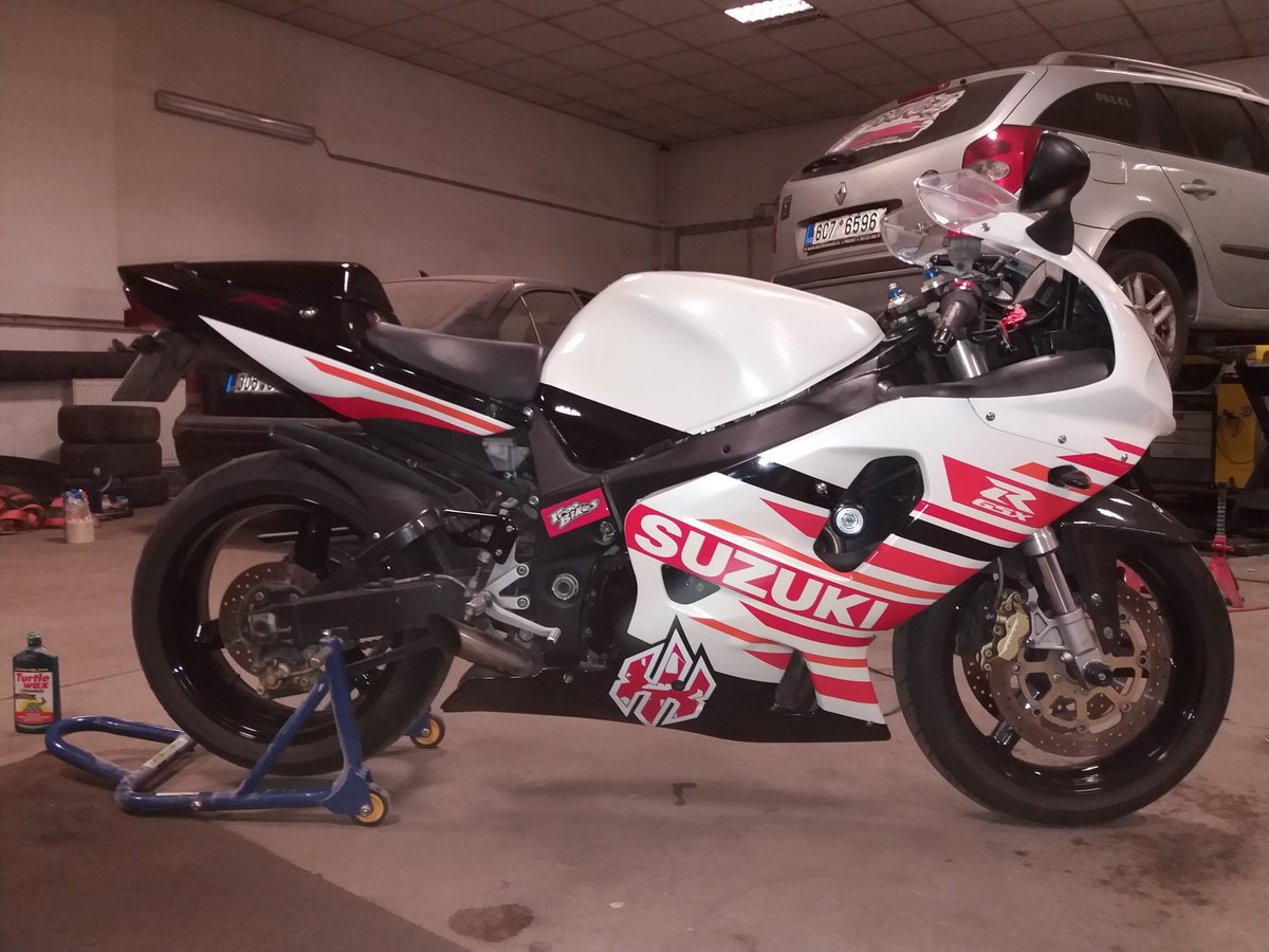 Extreme Performance tweet media